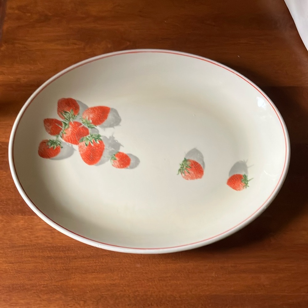 Vintage MCM Cavitt Shaw serving platter 12” strawberry shortcake  art deco